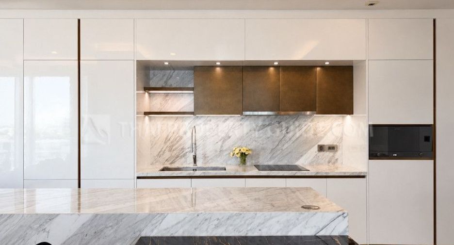 For rent and for sale 2 bedrooms condo in Watthana, Bangkok