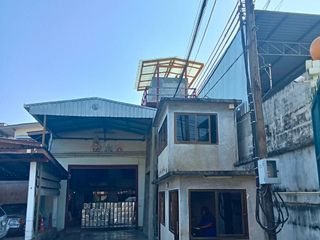 For sale warehouse in Chom Thong, Bangkok
