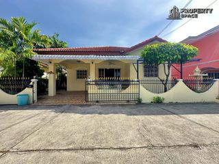 À louer et à vendre 3 chambres maison à Bang Lamung, Chonburi
