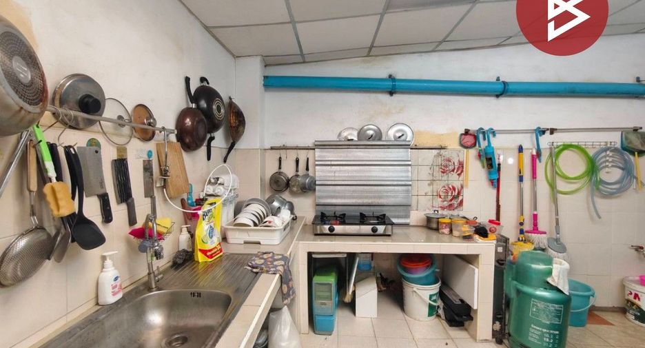 Casa adosada en venta de 3 habitaciones en Bang Bua Thong, Nonthaburi