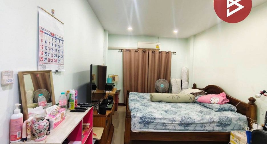 Casa adosada en venta de 3 habitaciones en Bang Bua Thong, Nonthaburi