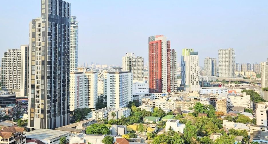 Condo en alquiler de 1 habitaciones en Khlong Toei, Bangkok