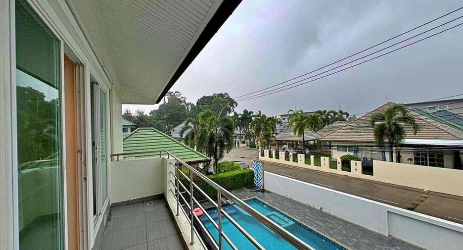 For sale 4 ベッドルーム villa in Bang Lamung, Chonburi