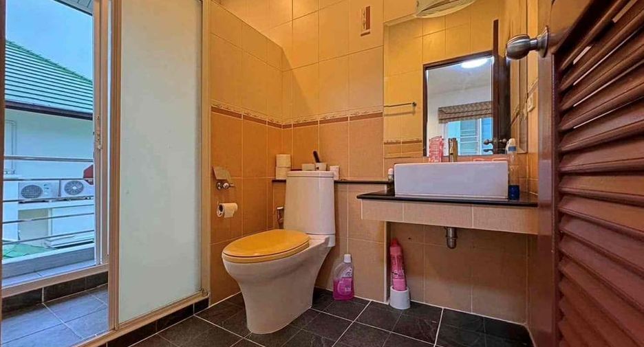 For sale 4 ベッドルーム villa in Bang Lamung, Chonburi