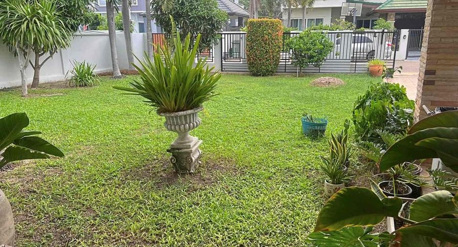 For sale 4 ベッドルーム villa in Bang Lamung, Chonburi
