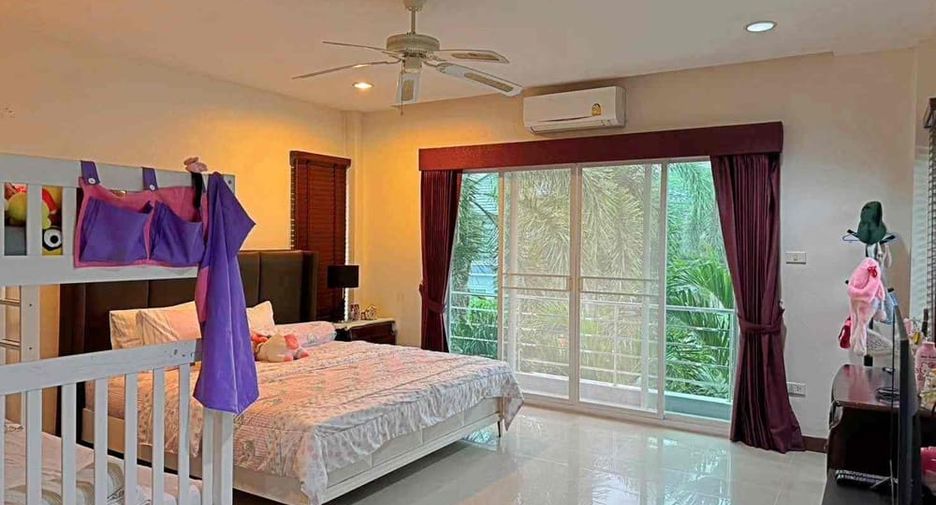 For sale 4 ベッドルーム villa in Bang Lamung, Chonburi
