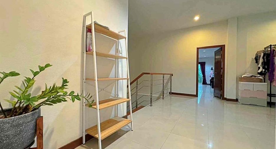 For sale 4 ベッドルーム villa in Bang Lamung, Chonburi