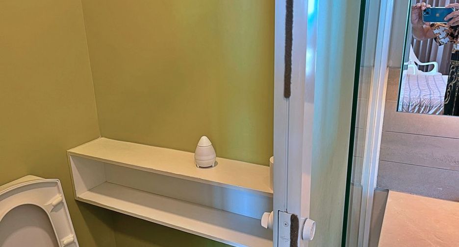 For sale 1 bed condo 
