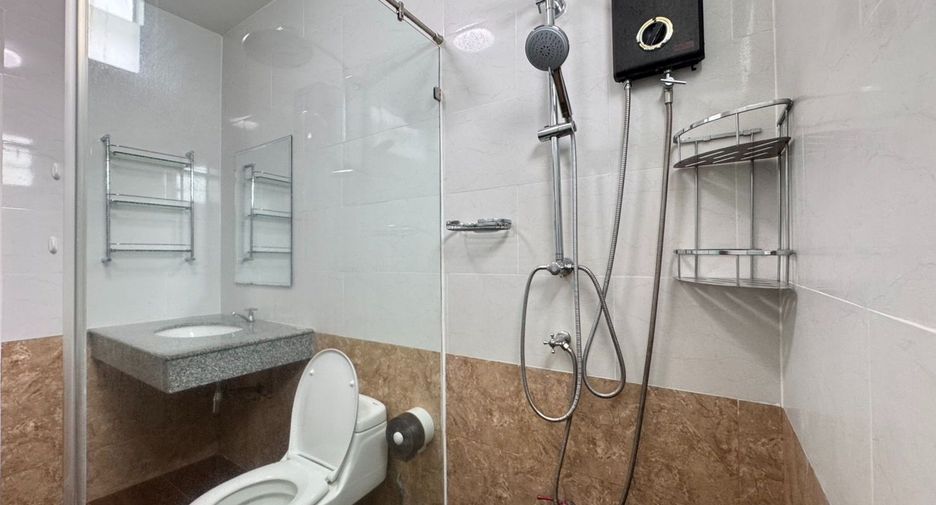 For sale 3 bedrooms house in Bang Lamung, Chonburi