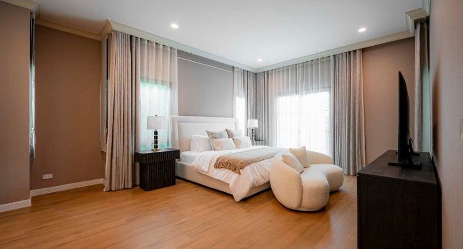 Haus zur Miete mit 5 Zimmer in Saphan Sung, Bangkok
