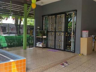 For sale 3 bedrooms townhouse in Prawet, Bangkok