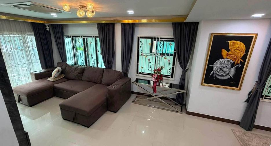 For rent 3 bedrooms condo in Thalang, Phuket
