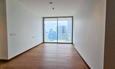 Condo en venta de 2 habitaciones en Bang Rak, Bangkok