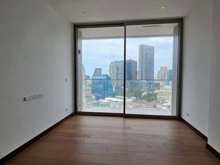 Condo en venta de 2 habitaciones en Bang Rak, Bangkok