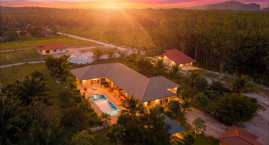 Villa en venta de 4 habitaciones en Mueang Krabi, Krabi