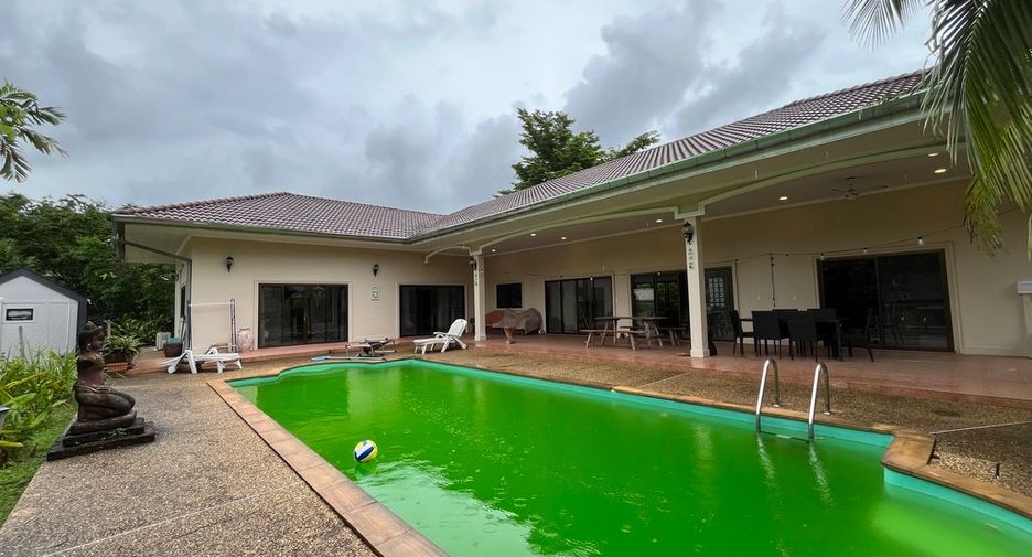Villa en venta de 4 habitaciones en Mueang Krabi, Krabi