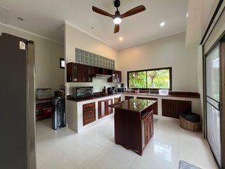 Villa en venta de 4 habitaciones en Mueang Krabi, Krabi