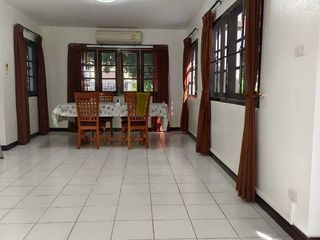 For rent 5 bedrooms house in Mueang Chon Buri, Chonburi