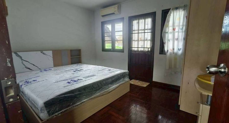 For rent 5 bedrooms house in Mueang Chon Buri, Chonburi