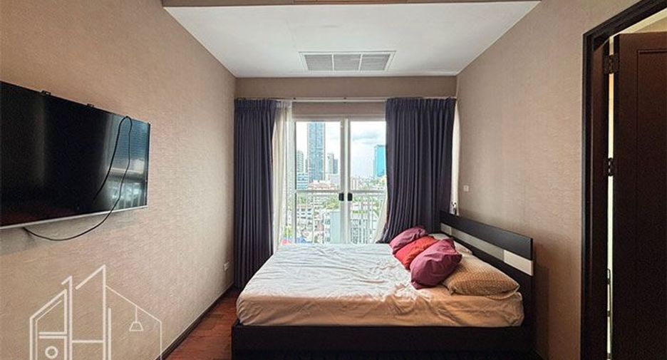 For rent 2 bedrooms condo in Watthana, Bangkok