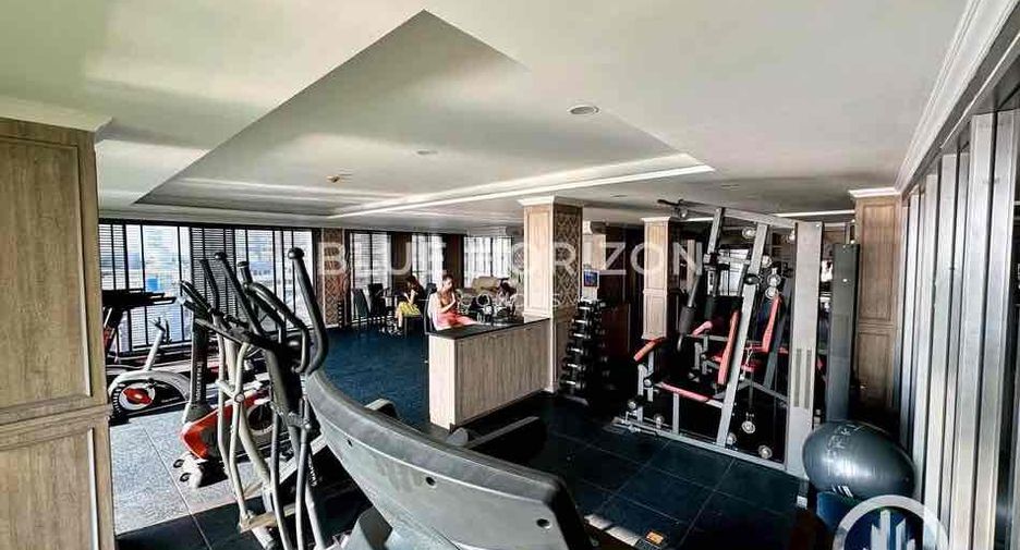 For sale and for rent 2 bedrooms condo 