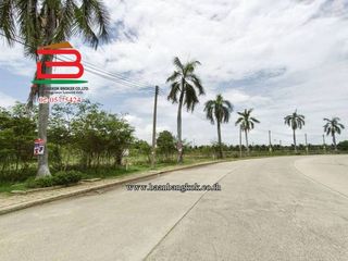 À vendre terrain à Nakhon Chai Si, Nakhon Pathom