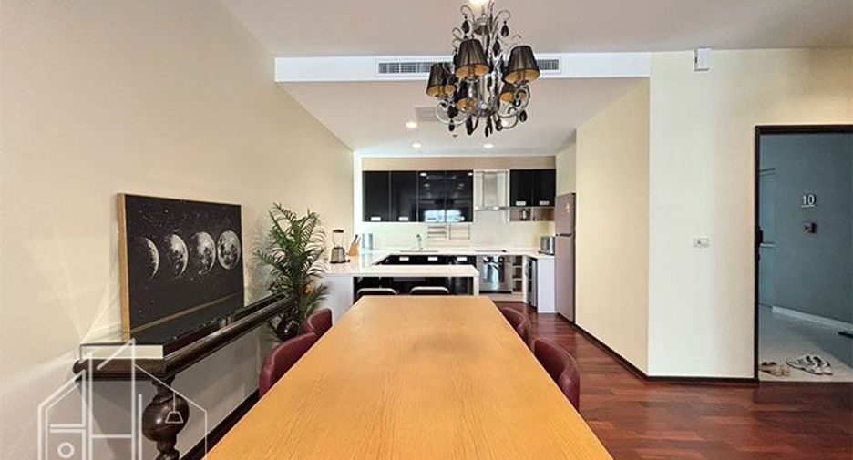 For rent 2 bedrooms condo in Watthana, Bangkok
