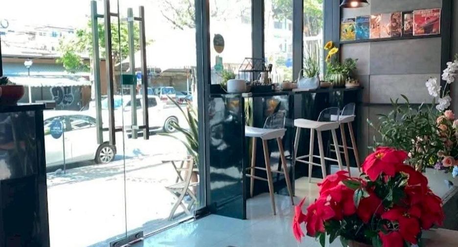 For sale 1 Beds condo in Bang Na, Bangkok
