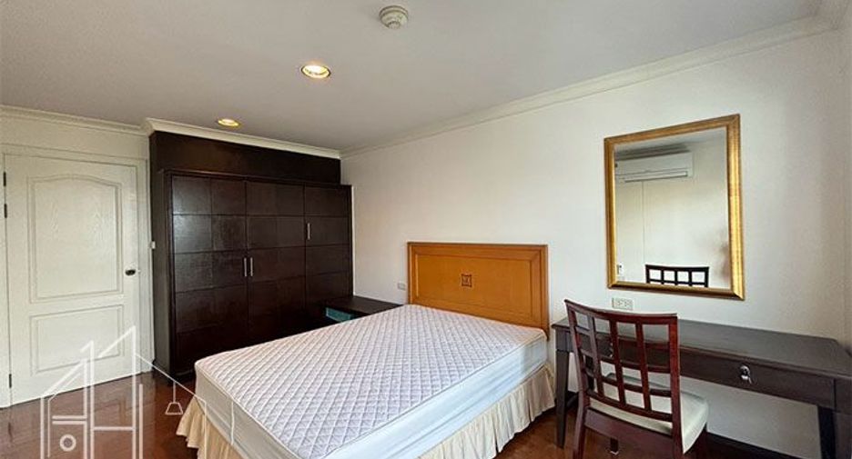 À louer 2 chambres condo à Watthana, Bangkok