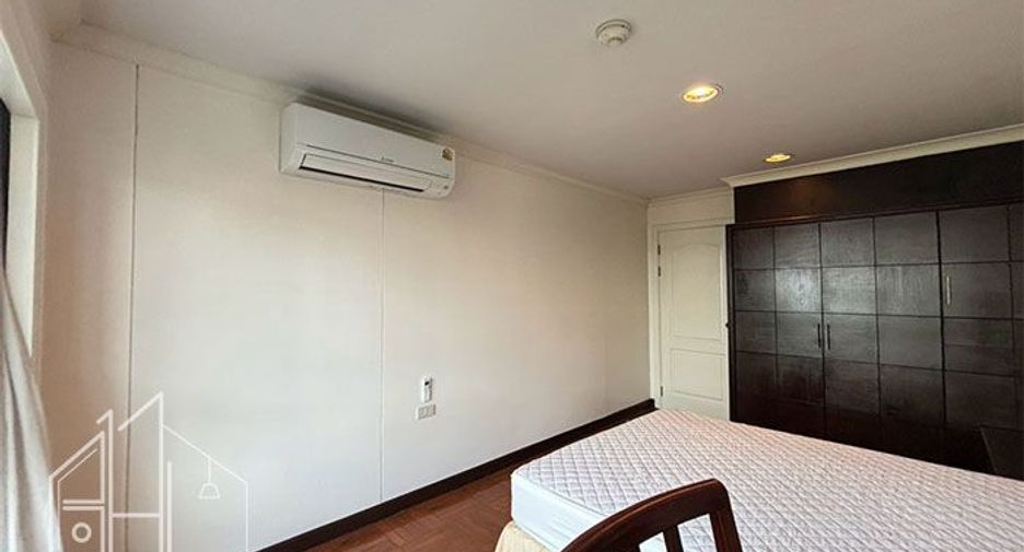 À louer 2 chambres condo à Watthana, Bangkok