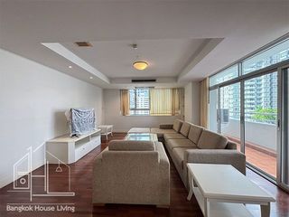 Wohnung zur Miete mit 3 Zimmer in Khlong Toei, Bangkok