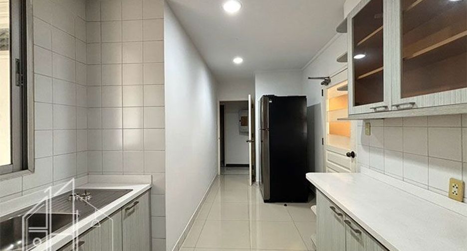 For rent 3 ベッドルーム condo 