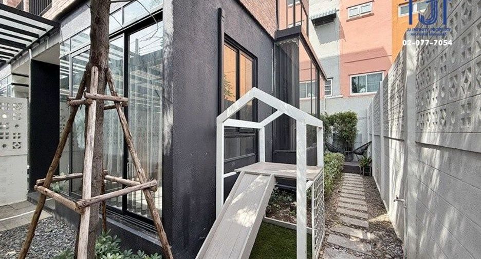 Haus zum Kauf mit 3 Zimmer 