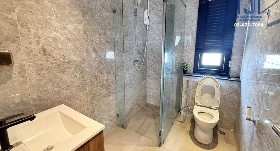 Haus zum Kauf mit 3 Zimmer 