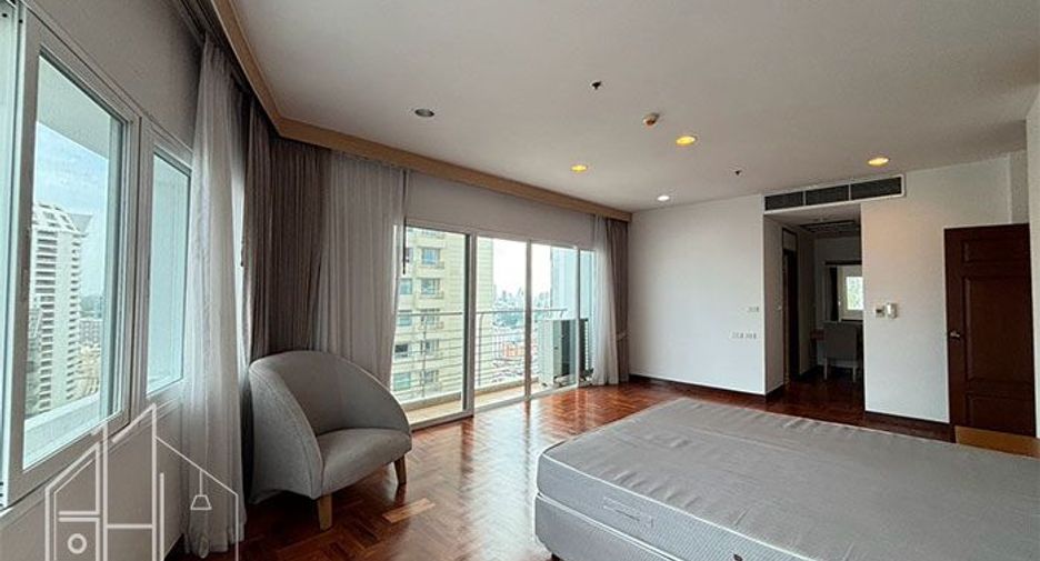 ให้เช่า 3 ห้องนอน คอนโด ใน คลองเตย, กรุงเทพฯ