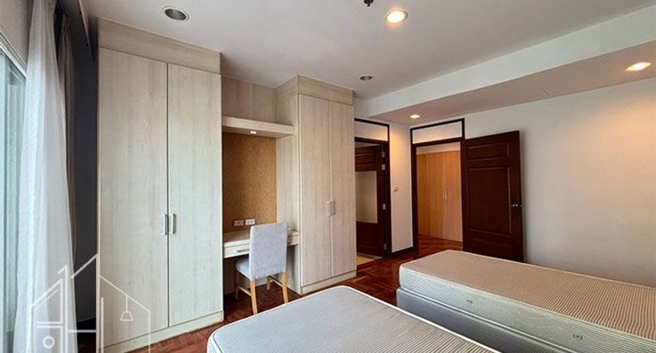 ให้เช่า 3 ห้องนอน คอนโด ใน คลองเตย, กรุงเทพฯ