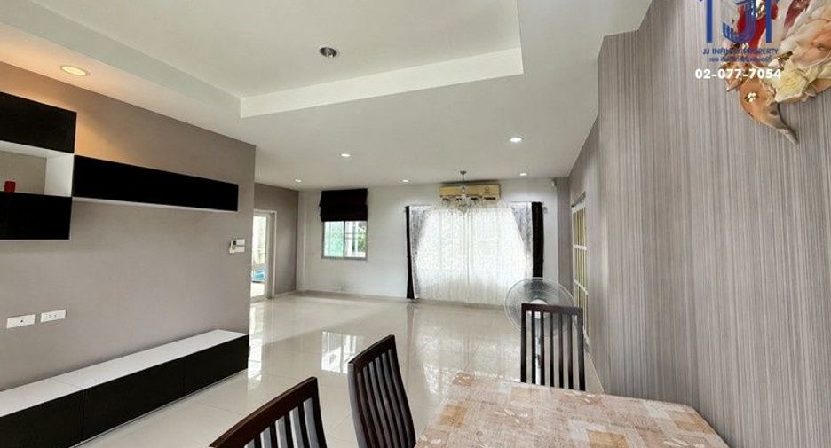 Haus zum Kauf mit 4 Zimmer 