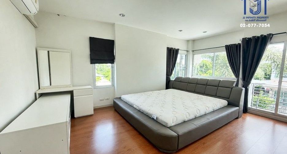 Haus zum Kauf mit 4 Zimmer 
