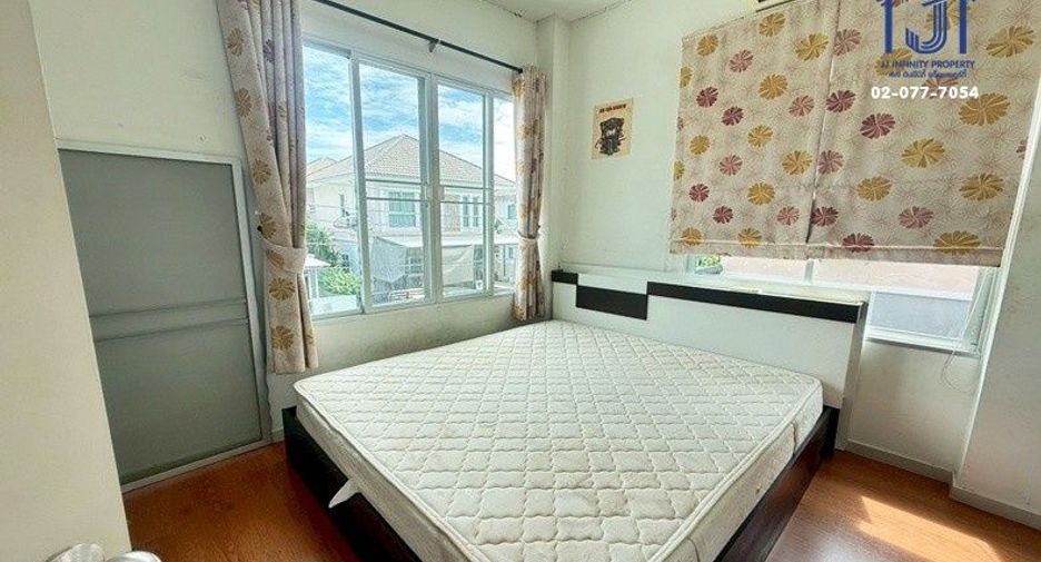 Haus zum Kauf mit 4 Zimmer 