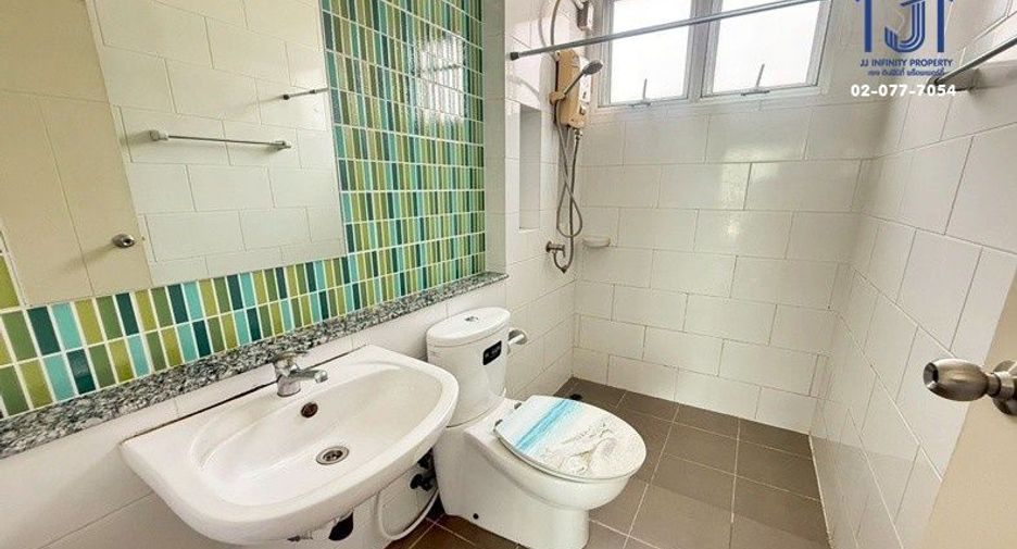 Haus zum Kauf mit 4 Zimmer 