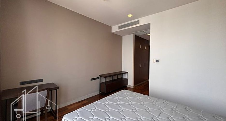 À louer 4 chambres appartement à Khlong Toei, Bangkok