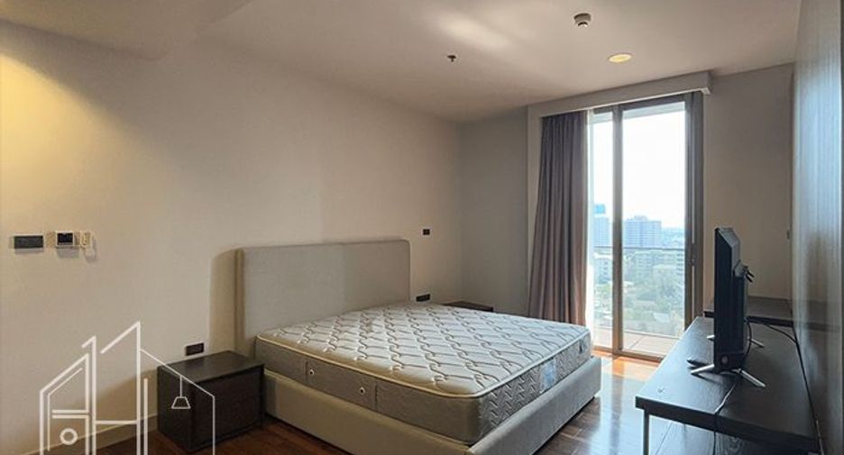 À louer 4 chambres appartement à Khlong Toei, Bangkok