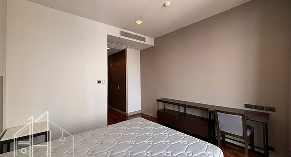 À louer 4 chambres appartement à Khlong Toei, Bangkok