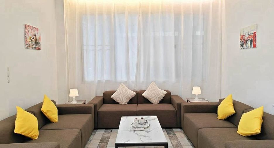 Gewerbefläche zur Miete mit 6 Zimmer in Yan Nawa, Bangkok