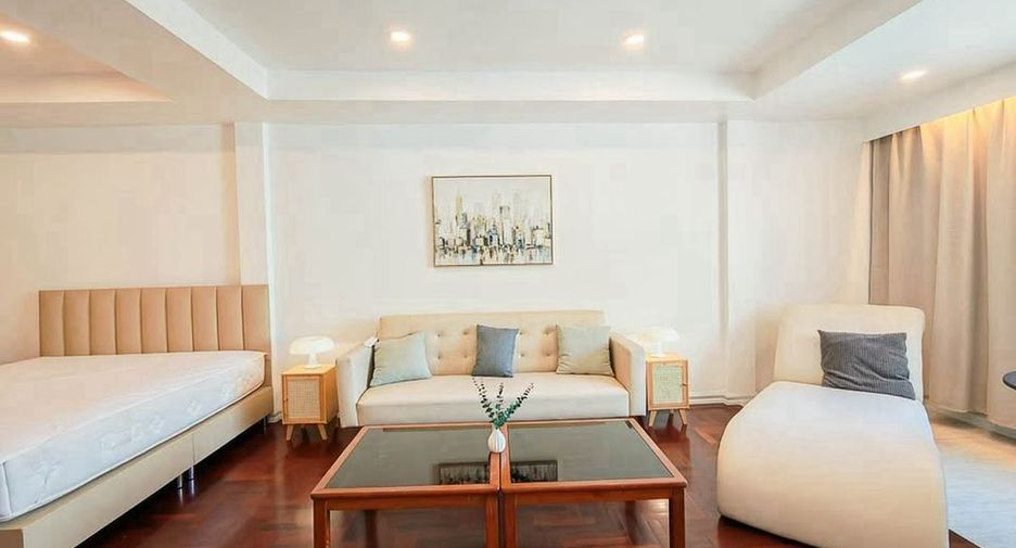 Gewerbefläche zur Miete mit 6 Zimmer in Yan Nawa, Bangkok