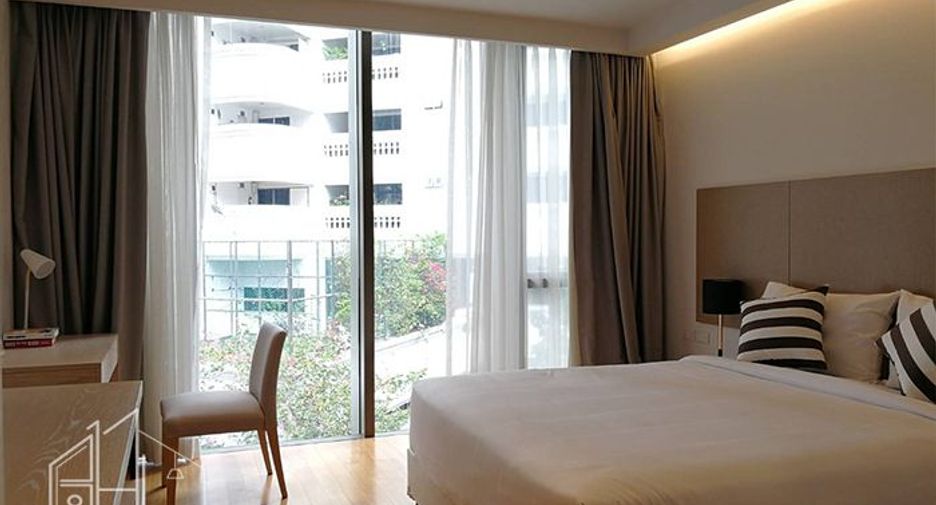 Condo en alquiler de 3 habitaciones en Khlong Toei, Bangkok