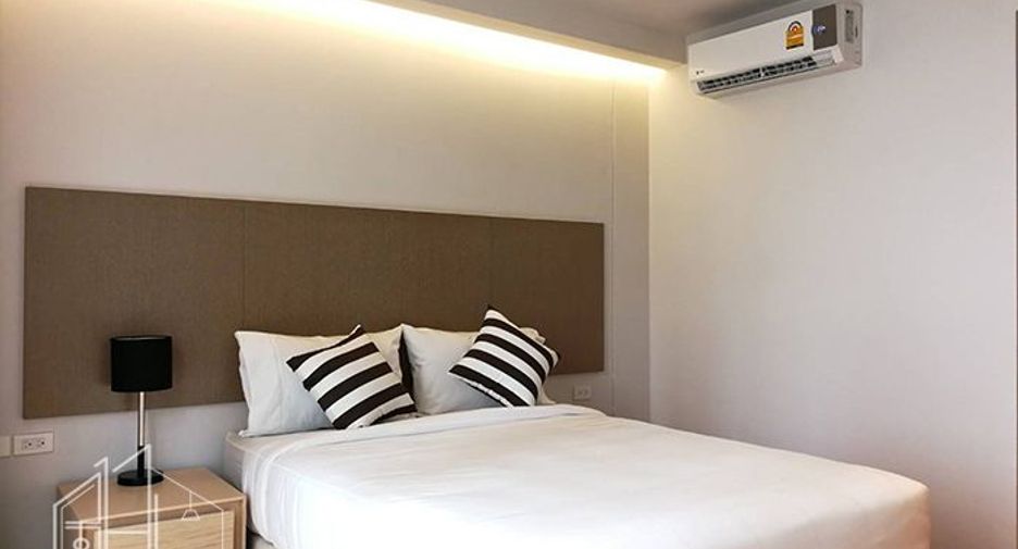 Condo en alquiler de 3 habitaciones en Khlong Toei, Bangkok