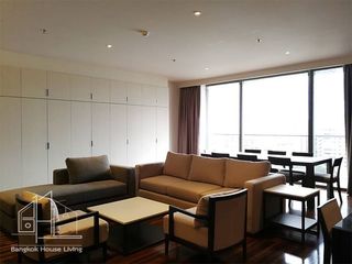 For rent 4 bedrooms apartment in Khlong Toei, Bangkok