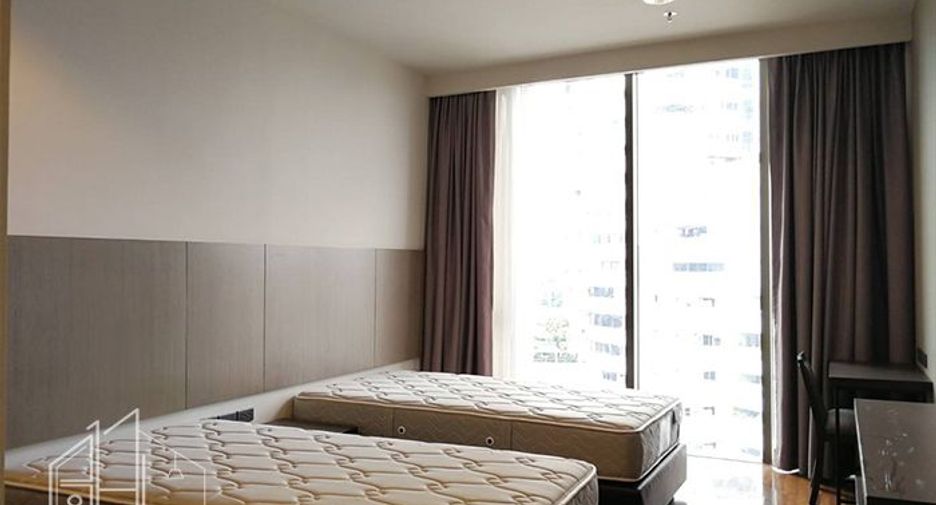 À louer 4 chambres appartement à Khlong Toei, Bangkok