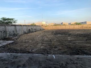 For sale 10 bedrooms warehouse in Krathum Baen, Samut Sakhon